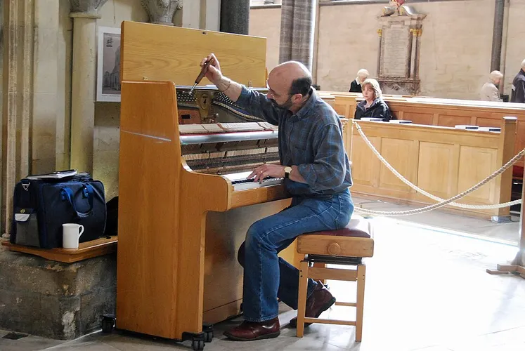 piano instrument