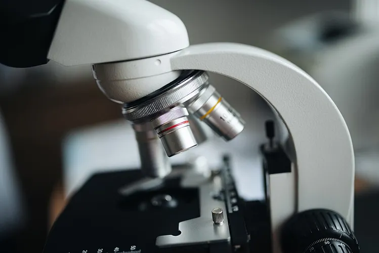 microscope laboratory