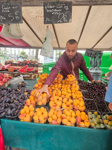 fresh fruit market