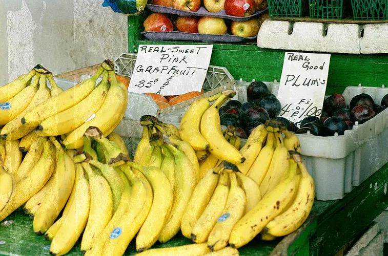 fresh fruit market