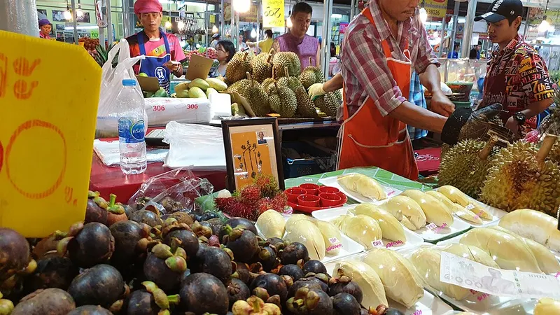 fresh fruit market