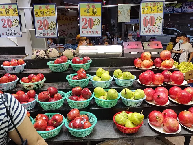 fresh fruit market