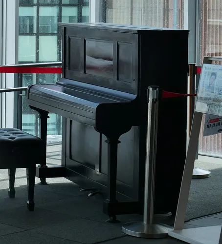 piano instrument