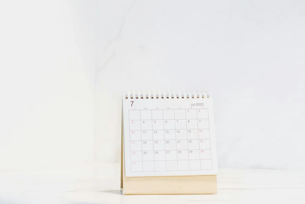 Desk calendar